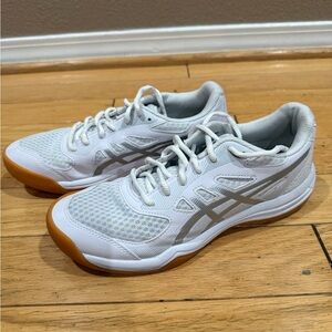 Volleyball shoes ASICS women’s SZ 8 1/2